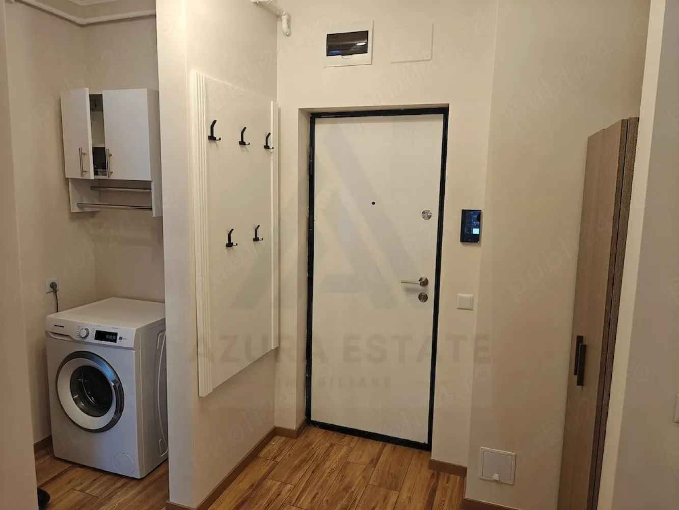 Apartament modern parcare si balcon prima inchiriere zona Turnisor