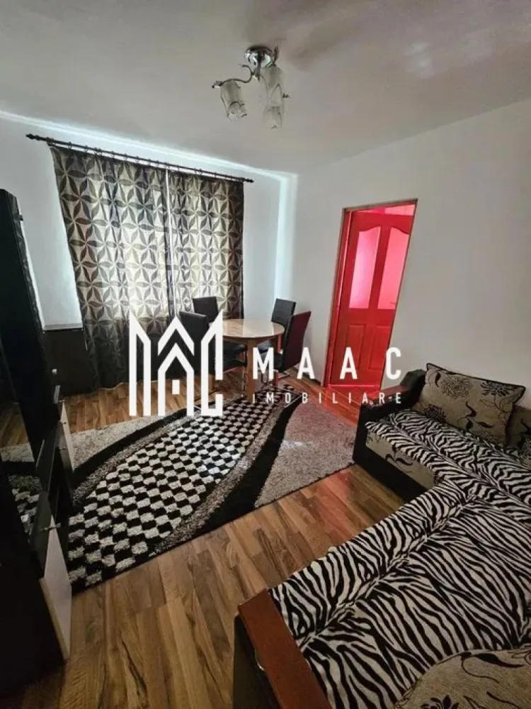 Apartament 3 Camere I Renovat I Etaj 3 I Lacul lui Binder - Va propunem spre vanzare un apartament de 3 camere semidecomandat situat la etajul 3/5 al unui imobil din zona Lacul lui Binder. Locuinta cuprinde: hol intrare, living, 2 dormitoare, bucatarie, baie, balcon. Disponibil imediat. Se vinde complet mobilat si utilat. Incalzire: Centrala proprie. Facilitati: Acces rapid la mijloace de transport in comun, magazine, farmaci, restaurante si spati verzii. Pentru mai multe detalii precizati telefonic ca ati vazut anuntul cu ID:C P2502911 }}