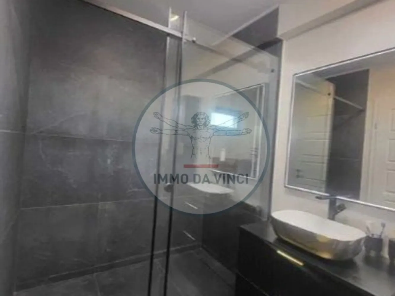 Casa cu PISCINA 248 mp utili + 580 mp teren si 2 garaje - Cart. Iris - DE VANZARE CASA INDIVIDUALA SUPERFINISATA MOBILATA SI UTILATA CU PISCINA SI TEREN 580 MP, 2 GARAJE
comision ZERO !!!

NIVEL 1

- 1 living generos cu bucatarie utilat complet si un loc de luat masa, DE 40 METRII PATRATI cu iesire pe o terasa de 25 mp si vedere spre curte
- 1 baie cu dus , o spalatorie cu dressing(SE POATE TRANSFORMA IN BIROU ARE 13 MP), loc de depozitare sub casa scarii ,
- 1 garaj mare (care se poate transforma daca se doreste intr-un master bedroom 30 metrii patrati sau birou ETC).

NIVEL 2

-UN LIVING generos mobilat si utilat (40 mp) cu iesire pe o terasa de 20 mp cu view superb ,
- 1 baie cu dus walk in cu GEAM,
hol LA INTRARE ,CASA SCARII
- 1 DORMITOR matrimonial MOBILAT
-1 GARAJ MARE (intra si duba) CU RAFTURI de depozitare ,poarta cu telecomanda ,curtea din fata este betonata si pus pavaj de calitate superioara,
poarta de acces de 5 metrii cu telecomanda,
- 2 locuri de parcare in curtea din fata,spatiu verde

NIVEL: 3

- DORMITOR MATRIMONIAL MARE complet mobilat si utilat (40 MP) cu o baie proprie mare cu dus walk in ,bideu,geam la baie - dressing mare (PENTRU NEVESTE :) ) cu iesire pe 1 bacon de 10 mp cu vedere superba spre oras,

- DORMITOR COMPLET MOBILAT SI UTILAT, BAIE CU VANA ,GEAM LA BAIE,HOL ,CASA SCARII

- CURTEA DIN SPATE ESTE AMENAJATA,betonata si pavata, garduri ,poarta de acces, gazon .

PRETUL ESTE DE 498.000 EUR NEG