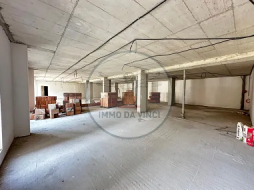 Locație de TOP! Spațiu comercial 194 mp în Bloc Nou