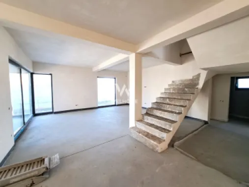 Casa Sibiu, Selimbar - 5 camere, 3 bai, garaj -