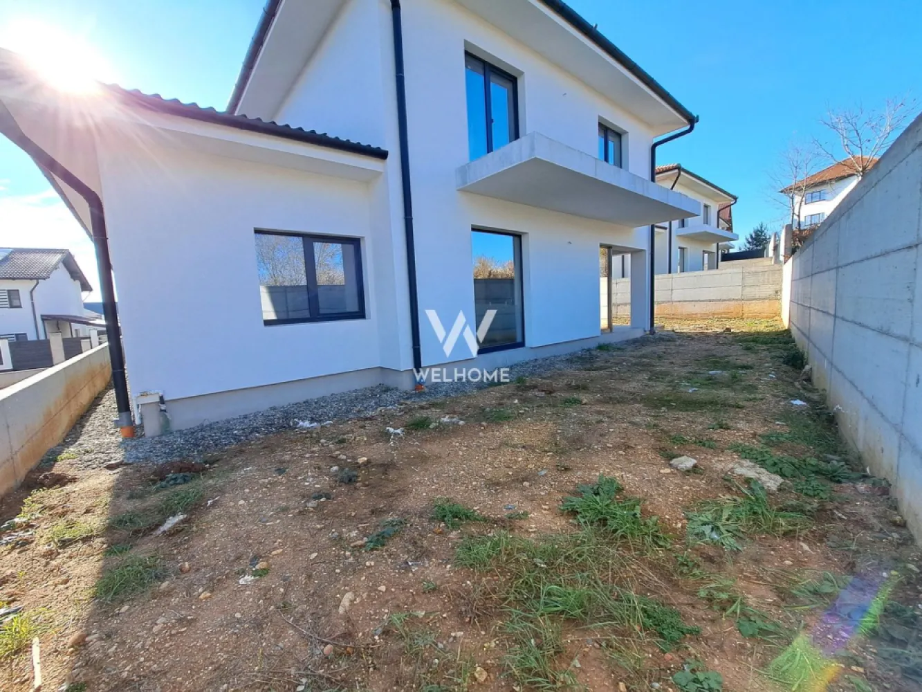Casa Sibiu, Selimbar - 5 camere, 3 bai, garaj -