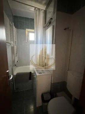 Apartament 2 camere 54 mp, bloc anvelopat, zonă centrală