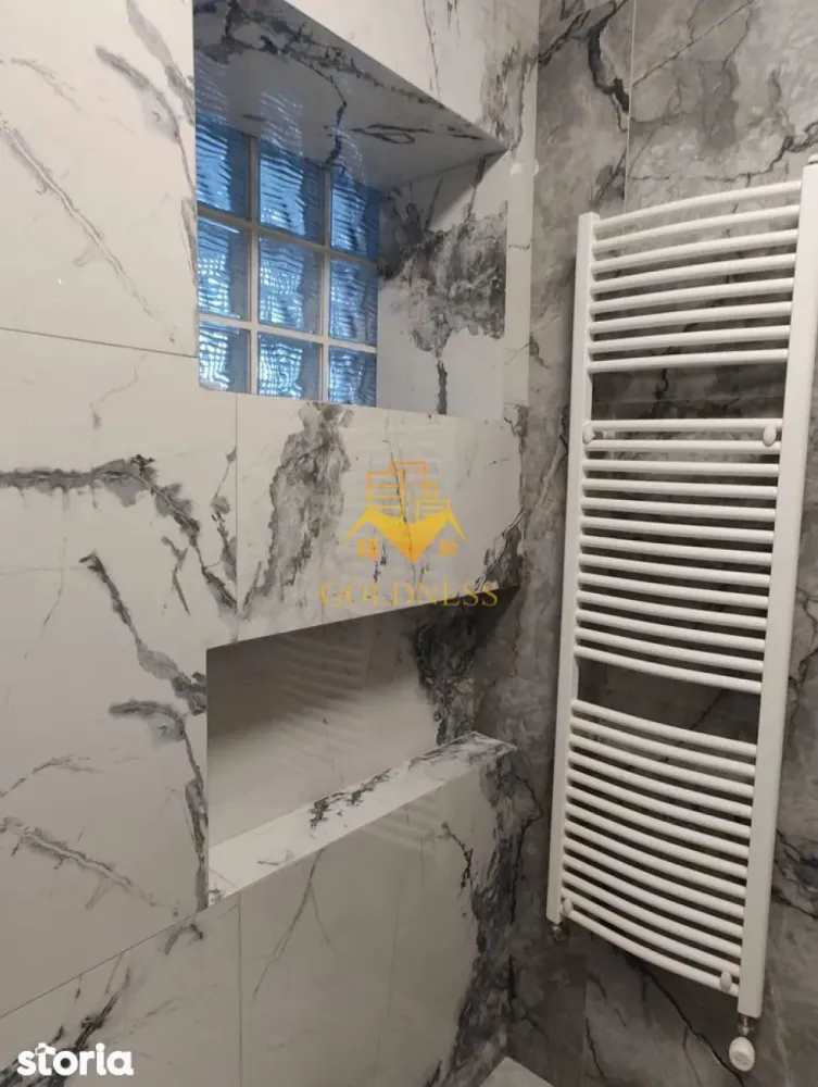 Casă de închiriat, 5 camere, 150 mp curte , parcare, Parcul Armătura - GOLDNESS Imobiliare vă propune spre închiriere o casă spațioasă cu o suprafață utilă de 118 mp, situată în cartierul Iris, pr strada Oașului, ideală pentru sediu de firmă, birouri sau locuit.
Casa dispune de urmatoarea cofiguratie si se poate mobila la cerere:
- La parter (91 mp): 3 dormitoare, 1 birou/dressing, baie, bucătărie, cămară și un hol spațios (configurabil ca living).

- La demisol (27 mp): 2 camere suplimentare, ideale pentru depozitare, hobby sau spațiu tehnic.

- Exterior: Curte interioară privată, garaj și loc de parcare suplimentar (de la primărie).

- Sistem energetic: Panouri fotovoltaice (7 KW) și stocare în baterii (10 KW) – costuri minime de întreținere.

- Confort: Aer condiționat, renovare recentă (în curs de finalizare).

- Proximitate: Parcul Armătura (recent modernizat) și viitorul Mall Rivius.

- Mobilitate: Acces rapid la tramvai (linia 102) și alte mijloace de transport.

Dacă sunteți interesați de această vilă și doriți să o vizionați, dar și pentru alte oferte nu ezitați să ne contactați telefonic sau prin e-mail. Vă stăm la dispoziție!

Pentru intermediere se percepe un comision de 50% din prețul chiriei!