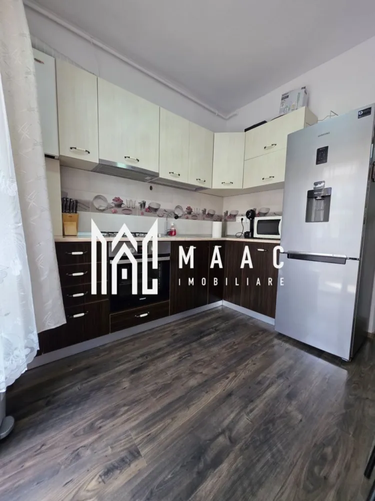 Apartament 3 camere | Etaj 2 | Parcare | Calea Cisnadiei