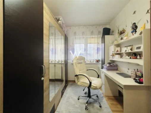 Apartament la cheie, Vasile Aaron, boxa la subsol, liber de sarcini