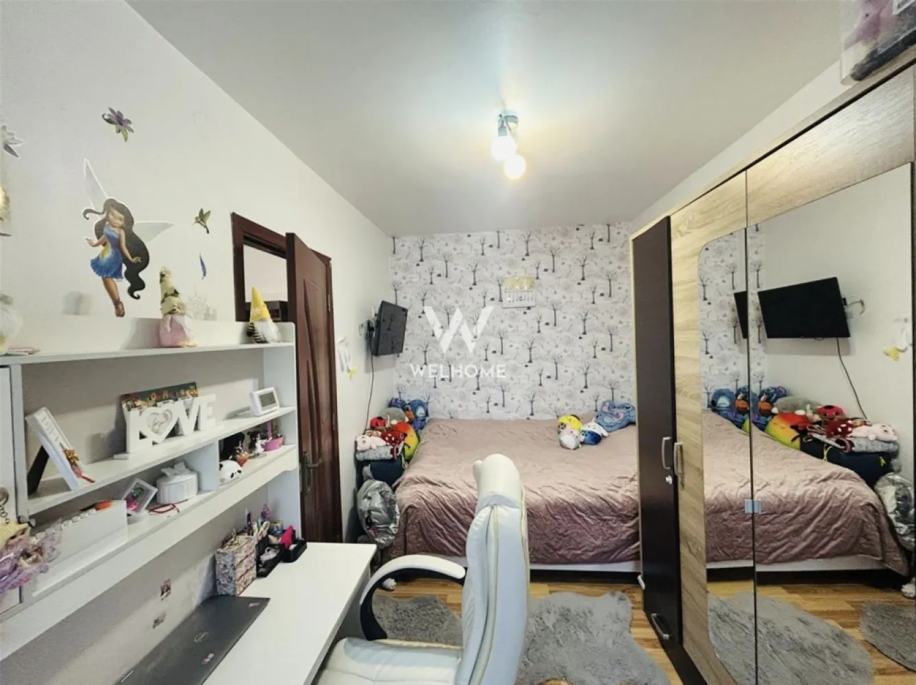 Apartament la cheie, Vasile Aaron, boxa la subsol, liber de sarcini