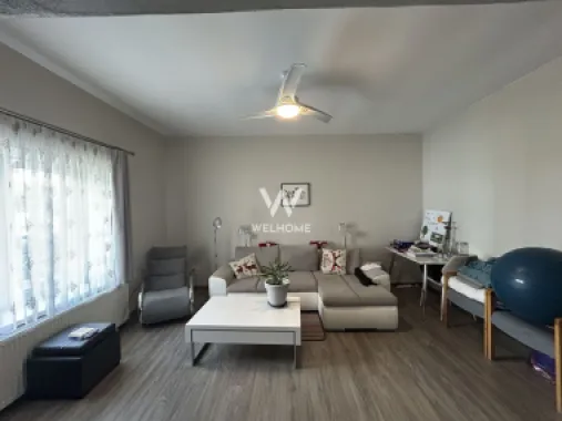 Casa individuala in Lazaret, langa Hotel Hermanns, la cheie
