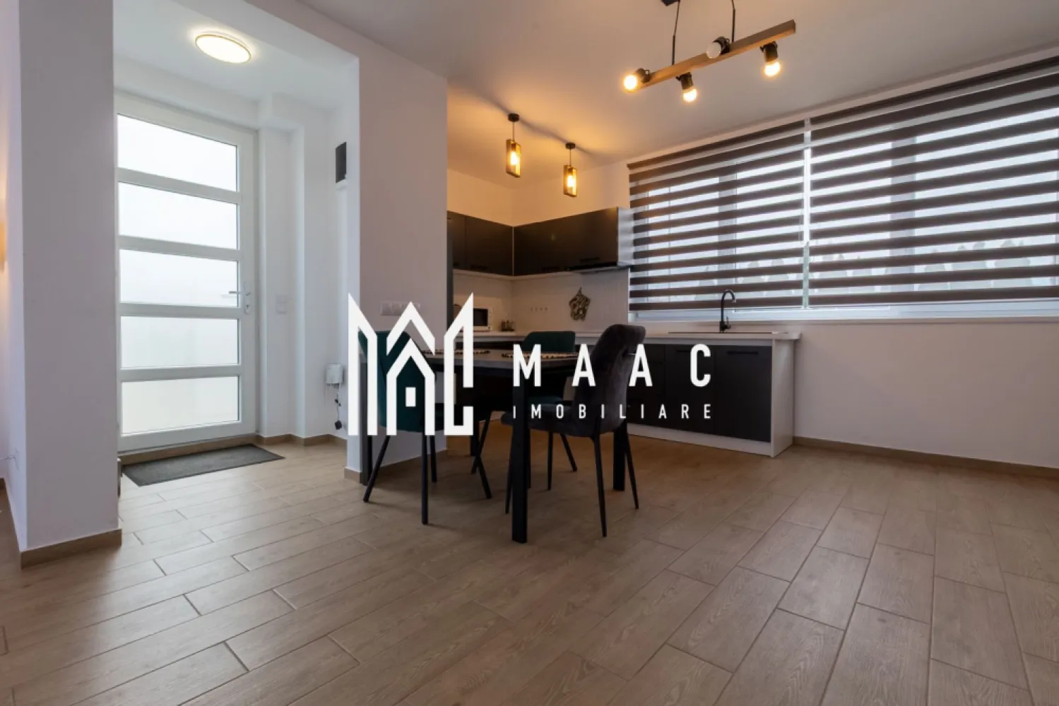 Casa 4 camere | 90 mpu | curte 265 mpu | 2 Parcari | 2 Bai