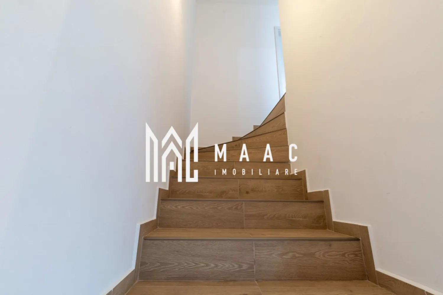 Casa 4 camere | 90 mpu | curte 265 mpu | 2 Parcari | 2 Bai