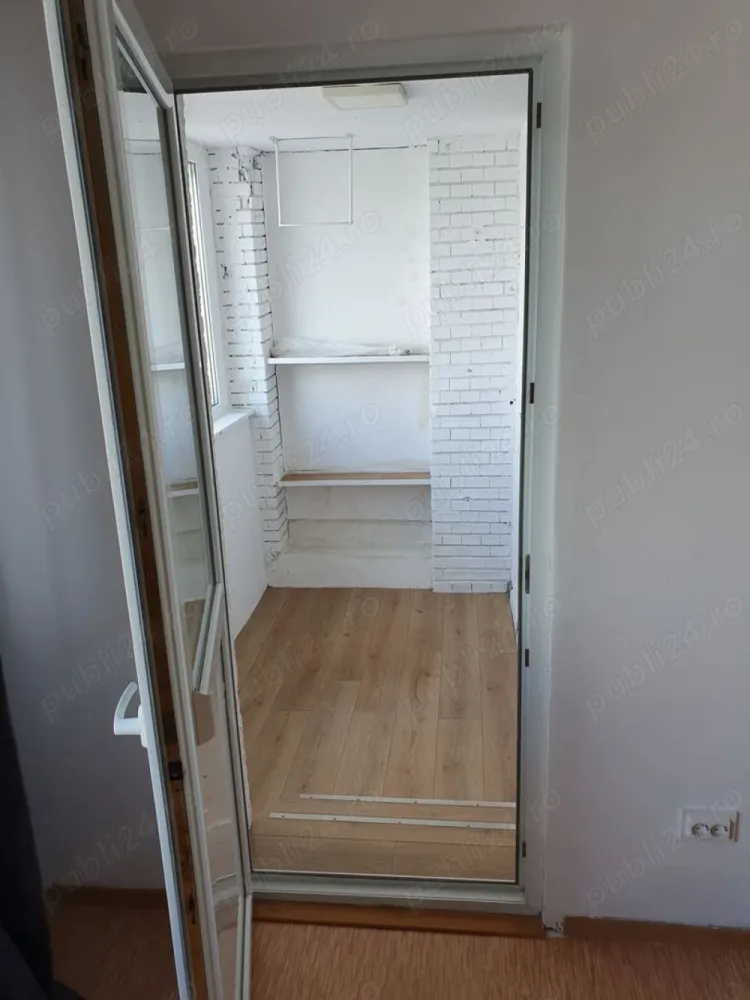 Proprietar ofer spre INCHIRIERE un apartament 2 camere , pe Bulevardul Nicolae Grigorescu. - Apartamentul are o suprafata de 50 mp si se afla la ETAJUL 8 intr-un bloc amvelopat cu regim de inaltime P + 10.

Apartamentul este nemobilat.Acces la mijloace de transport , Metrou, Stb . Parc IOR, Biserica, Scoala, gradinita, Piata la 5 min 

Este de preferat pentru un cuplu familie , care este in cautarea unui apartament pe perioada indelungata (12 luni)

Nr. camere:
2
Suprafaţă utilă:
50.44 mp
Suprafaţă construită:
50.44 mp
Compartimentare:
circular
Confort:
1
Etaj:
Etaj 8 10
Nr. băi:
1
An construcţie:
1980
Structură rezistenţă:
beton
Tip imobil:
bloc de apartamente
Regim înălţime:
P+10E
Nr. locuri parcare:
0
Nr. balcoane:
1
Notițe
Adaugă comentariu
UTILITĂȚI
Utilitati generale: Curent, Apa, Canalizare, Gaz, CATV
Sistem incalzire: Termoficare, Calorifere,Apometre

FINISAJE
Ferestre cu geam termopan: PVC
Usi interior: Celulare
Usa intrare: Metal
Podele: Gresie, Parchet
Pereti: Faianta, Vopsea lavabila
DOTĂRI
Bucatarie: Mobilata
Contorizare: Contor caldura

ALTE DETALII ZONĂ
Amenajare strazi: Asfaltate, Betonate
Iluminat stradal
Mijloace de transport in comun
ALTE DETALII PREŢ
360 Euro luna +Garantie 360 euro
contract Minim 1 an ( daca se pleaca mai devreme se pierde garantia )

DISPONIBILITATE PROPRIETATE
imediat