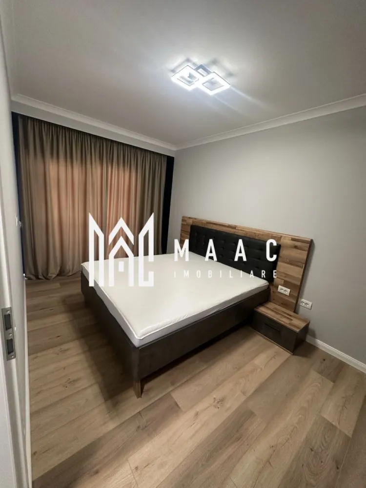 Apartament 2 Camere Tip Studio | 41MPU | Gradina | D.Stanca - MAAC Imobiliare va propune spre vanzare o oportunitate perfectă pentru locuință modernă sau investiție! Situat într-o zona de D.Stanca( in spate la Dedeman) pe stradă privată cu barieră, acest apartament nou oferă un mix ideal de confort, calitate și eficiență energetică. Caracteristici principale: Suprafață utilă: 41 mp Compartimentare inteligentă: Living open-space cu bucătărie Dormitor spațios Mobexpert + Saltea Premium Baie modernă Debara pentru extra depozitare Balcon + Grădină proprie Dotări & Beneficii: Bucătărie MDF complet echipată: mașină de spălat vase, cuptor, plită, hotă, frigider Living confortabil: TV, canapea premium Încălzire în pardoseală – Eficiență energetică maximă Geamuri Rehau cu 3 straturi de sticlă – Izolare termică și fonică excelentă Apartament nou – Finisaje și mobilier de înaltă calitate Loc de parcare inclus – Siguranță și comoditate Zonă liniștită Preț: 110.000 € Contactează MAAC Imobiliare pentru mai multe detalii și programarea unei vizionări specificand ID:CP2462459 }}