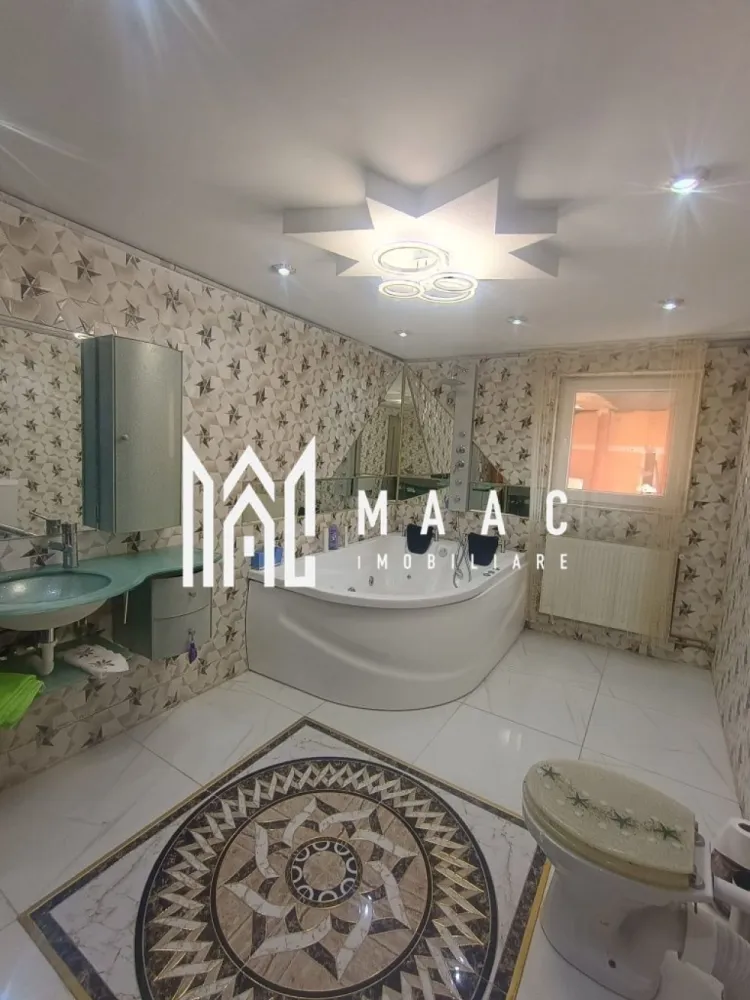 Casa I 200MPU I Spațiu Comercial I 55MPU I Terezian - MAAC Imobiliare va ofera spre vanzare casa singur în curte cu spatiu comercial la strada,in cartier Terezian. Imobilul este format din: -Parter la stradă format din spațiu comercial 55 mp cu excelent si toaletă proprie. -Parter în curte format din living, bucătărie și baie mare cu jacuzzi renovat recent. -Etaj format din casa scărilor, hol 2 dormitoare din care unul cu șemineu nou pe lemn. -Living mare la etaj cu terasă -Pivniță înaltă din cărămidă cu trei încăperi . Contorizare separată la curent pentru spațiul comercial,care este dotat cu aer condiționat. Pentru mai multe detalii sau pentru a programa o vizionare specificati ca ati vazut anuntul cu ID: CP2462272 }}