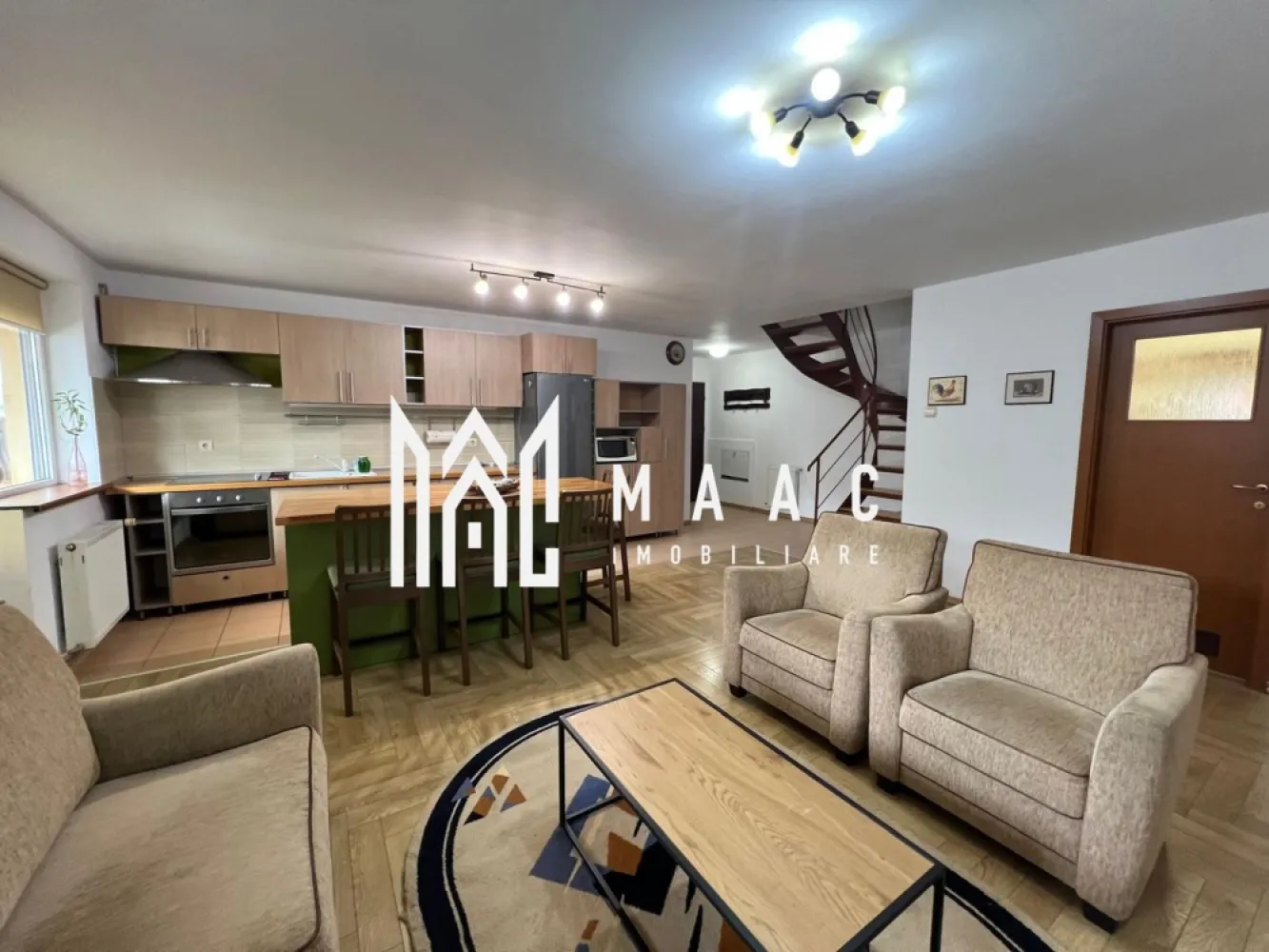 Apartament 3 Camere | 90 MPU | Cireșica - MAAC Imobiliare va propune spre vanzare un Apartament cu 3 Camere Dacă îți dorești un apartament spațios și bine compartimentat, această proprietate este alegerea ideală! Situat pe două nivele, oferă confort și intimitate, fiind perfect pentru o familie. Caracteristici principale: Suprafață utilă: 90 MPU Nivel 1: hol, living, bucătărie open space, baie, balcon Nivel 2: hol, baie, 2 dormitoare + 2 Spatii de depozitare Dotări și avantaje: Se vinde mobilat și utilat Mașină de spălat vase Mașină de spălat rufe cu uscător incorporat Aer condiționat Încălzire centralizată cu contor propriu – eficiență energetică maximă Bloc bine izolat – temperatura interioară este optimă atât iarna, cât și vara Rulouri la geamuri & aer condiționat – confort termic garantat în sezonul cald Casa scării încălzită – un plus de confort în sezonul rece Contact MAAC Imobiliare: Pentru mai multe detalii sau pentru a programa o vizionare, specificati ID:CP2461343 }}