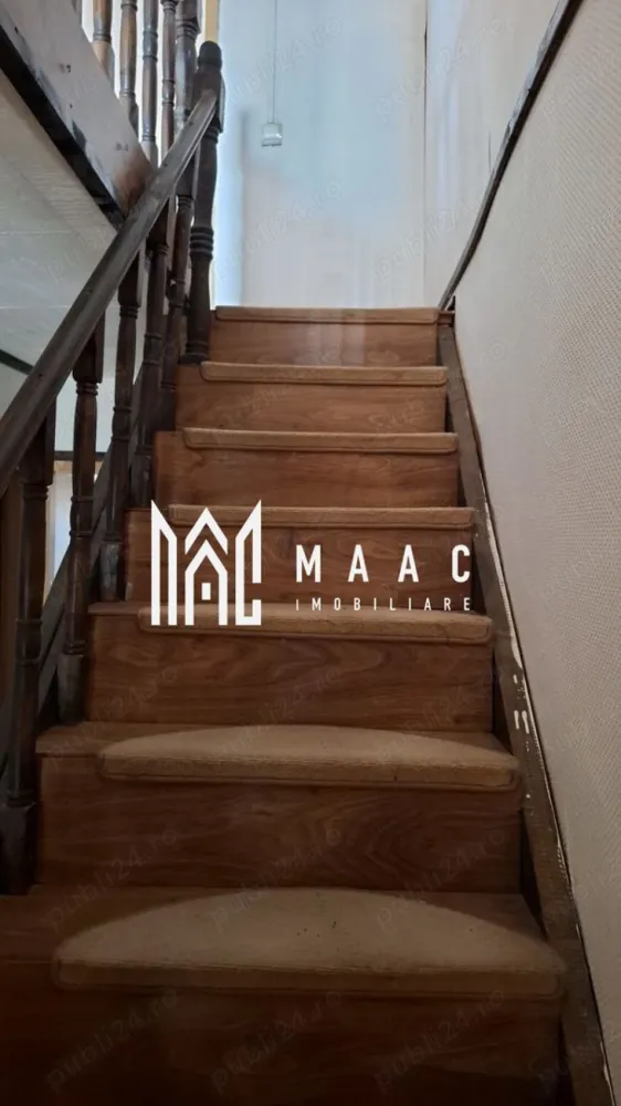 Casa Individuala I Terasa I Terezian - Va propunem spre vanzare o casa individuala situata intr-o curte comuna din zona Terezian. Locuinta cuprinde: -parter: hol acces, living, bucatarie, baie, dresing. -etaj: 2 dormitoare, baie, dresing, 2 balcoane. Aferent o terasa cu iesire din bucatarie. Casa necesita renovare. Disponibil imediat. Facilitati: Acces rapid la mijloace de transport in comun, magazine, farmacii, restaurante si spati verzii. Pentru mai multe detalii precizati telefonic ca ati vazut anuntul cu: ID: CP2461042 }}