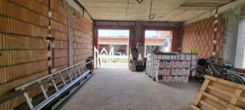 Casă individuală I 5 Camere I 1200mp I Garaj I C. Cisnădiei