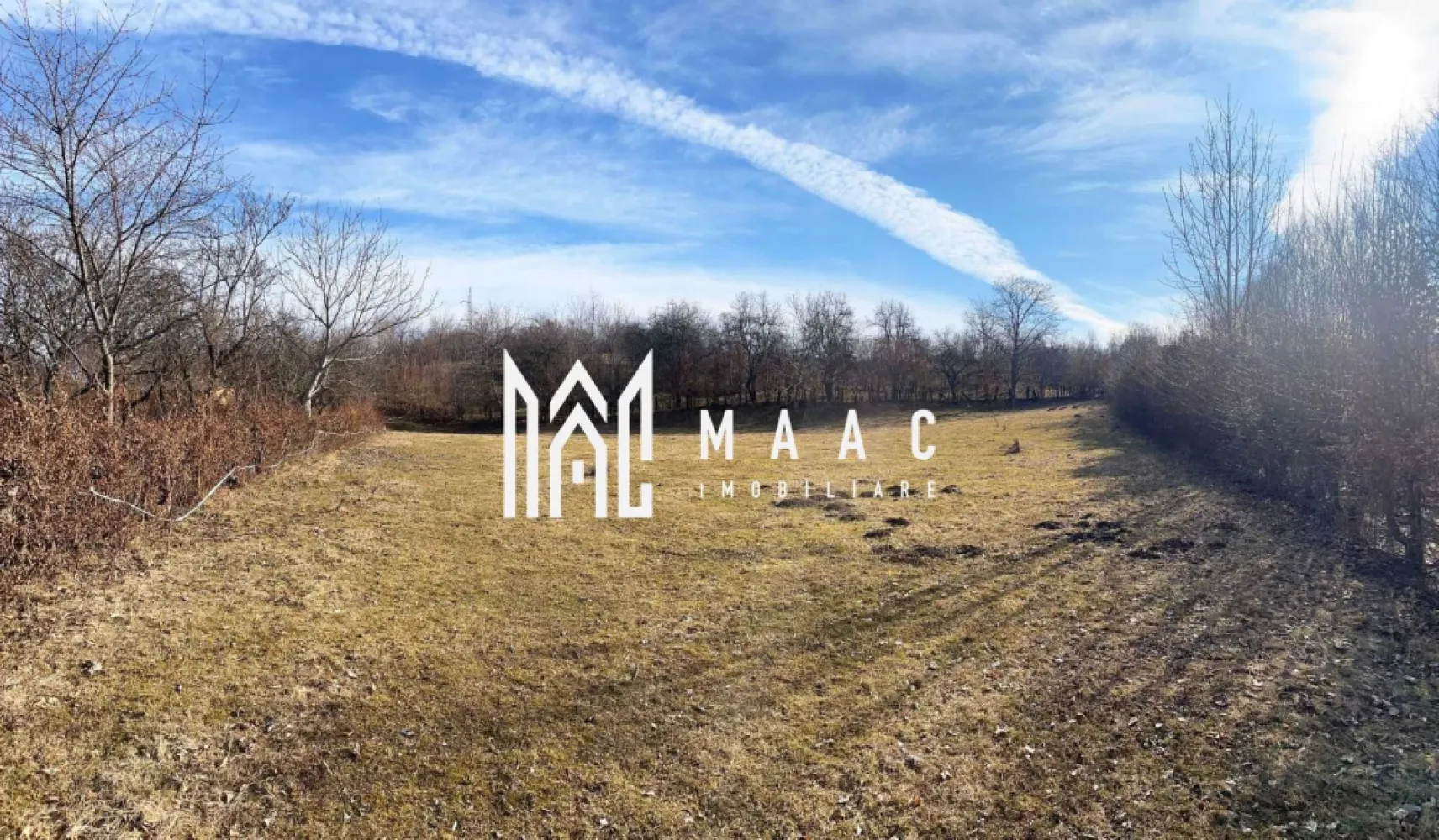 Teren intravilan I 2300mp I Zona Rasinari - MAAC Imobiliare va prezinta un teren intravilan, inconjurat de livezi cu pomi fructiferi, ideal pentru investie sau casa de vacanta, in zona Rasinari. Zona linistita, priveliste panoramica spre munti, deschidere de 68m. PUZ aprobat, Regim Constructie P+1+M, Intabulat Se afla la 20 min cu masina de centrul Sibiului si la 25 min distanta de Statiunea Paltinis. Terenul are utilitatile in apropiere, stalpul de curent este la marginea parcelei, iar gazul, apa, si canalizarea sunt la aproximativ 100 de metri. Pretabil Investitie: Casa, Cabana, Casute de tip A frame, etc Pentru mai multe detalii sau vizionari mentionati ID :CP2432293 }}