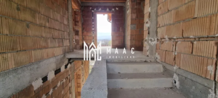 Casă individuală I 5 Camere I 1200mp I Garaj I C. Cisnădiei