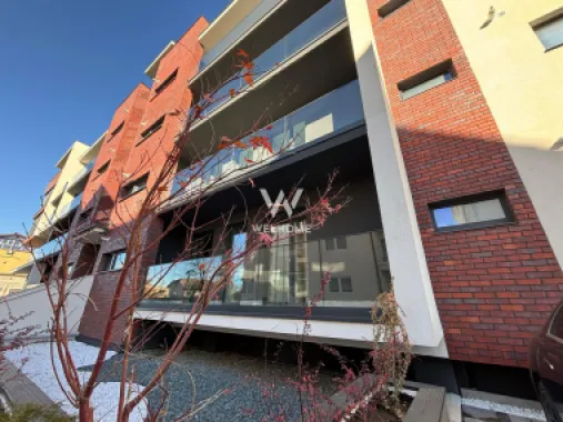 Apartament PREMIUM 3 camere cu GARAJ - zona Centrala