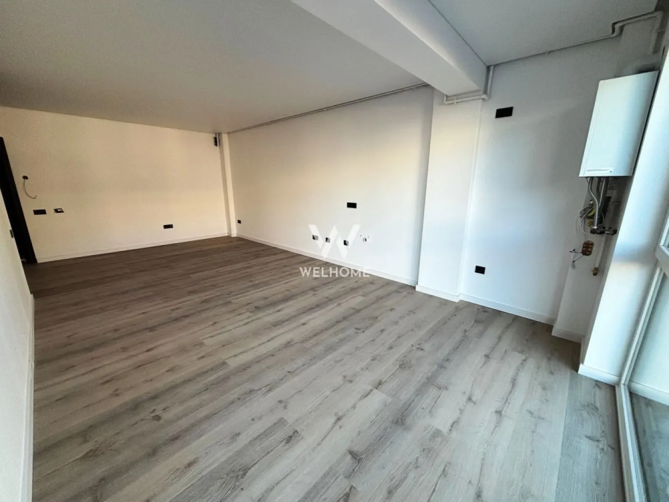 Apartament PREMIUM 3 camere cu GARAJ - zona Centrala
