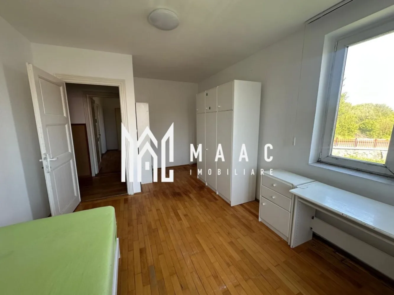 CASA DE INCHIRIAT I CISNADIE I ZONA LINISTITA
