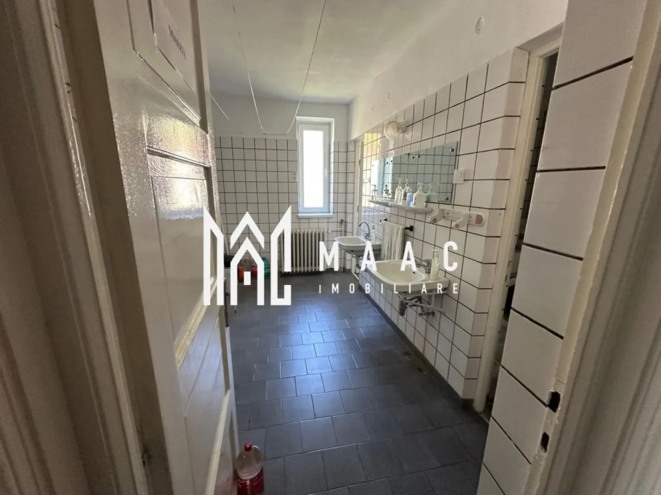 CASA DE INCHIRIAT I CISNADIE I SPATIU EDUCATIONAL