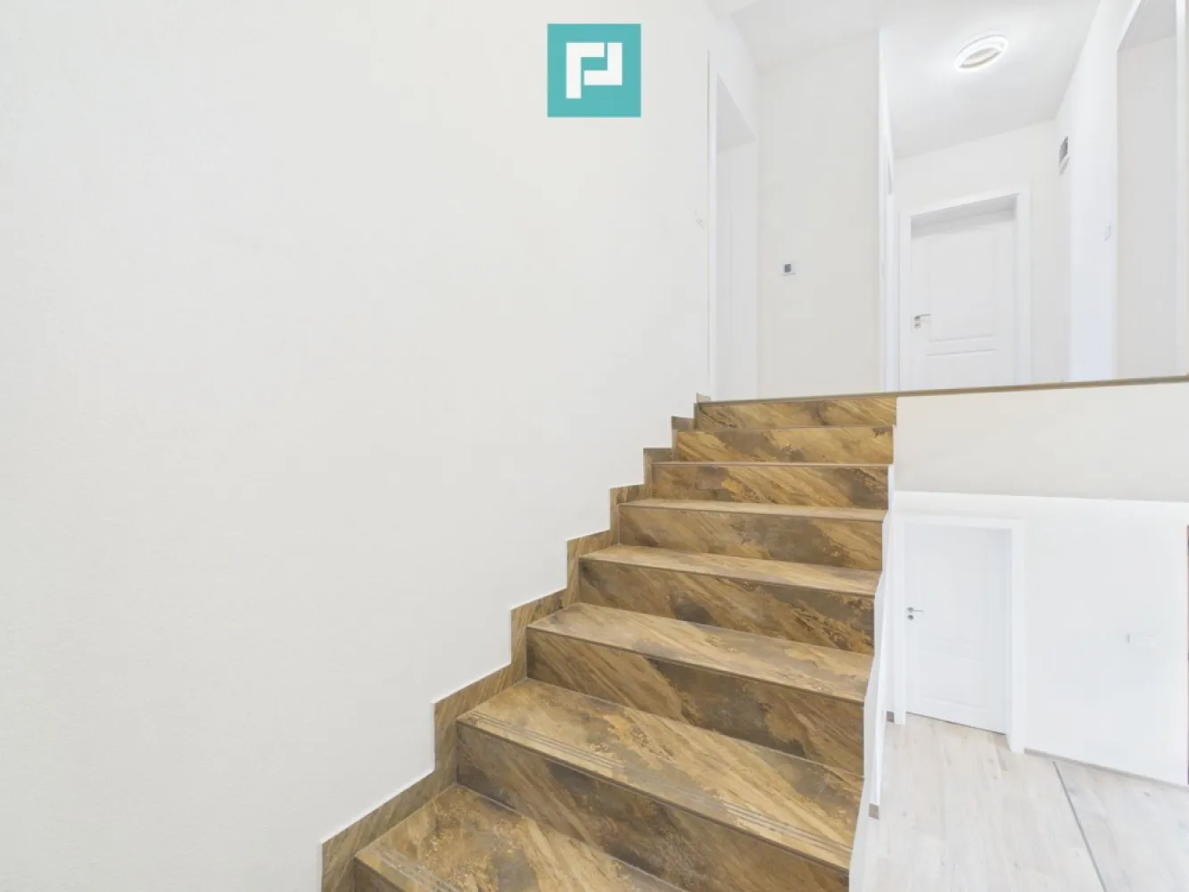 Duplex 5 camere Dumbrăvița