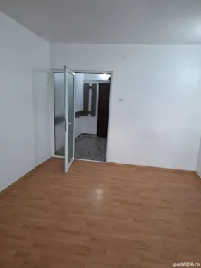 De inchiriat garsoniera pentru birou, bl. A, Tiglina 1, 250 euro