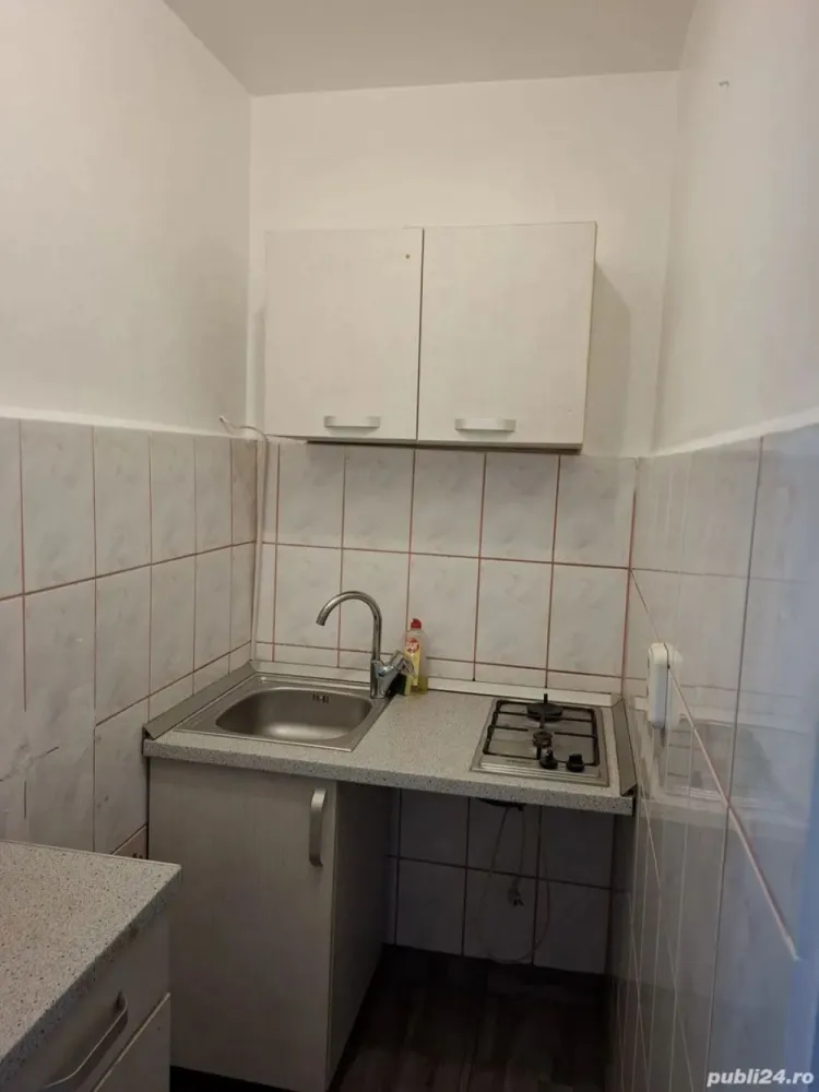 De inchiriat garsoniera pentru birou, bl. A, Tiglina 1, 250 euro