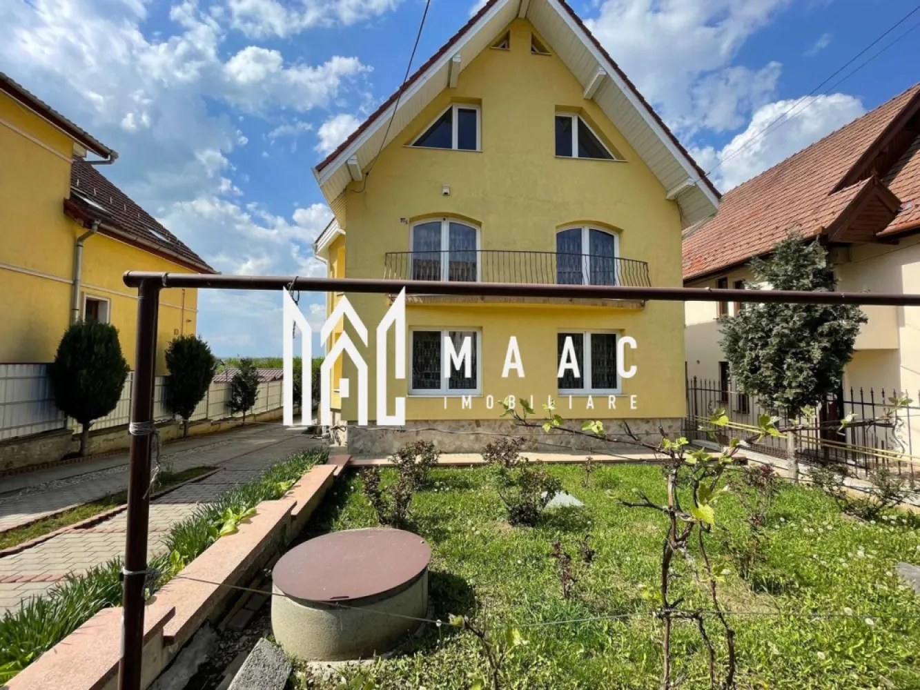 Vila 8 Camere I 360mpu I Valea Aurie - MAAC imobiliare va propune spre inchiriere Vila situata in zona Tlisca: Locuinta dispune de 8 camere cu regim de inaltime S+P+E+M si este compartimentata astrfel: Subsol: garaj, o camera, o bucatarie si o baie. Parter: 3 camere, 2 bai si o bucatarie. Etaj: living, bucatarie, 2 dormitoare (1 dormitor este cu baie proprie), o baie si 2 balcoane. Mansarda: un hol, 2 camere si o baie. Avantaje: -disponibila imediat -pretabila si pentru 2 familii (2 intrari separate) -5 bai -2 centrale Dotari: fotoliu cu hidromasaj, masina de spalat vase, masina de spalat rufe, aragaz, frigider, scara interioara,filigorie,spatiu de joaca,curtea pavata si frumos amenajata,gradina,garaj+ spatii de depozitare,poarta automatizata,alarma,zona linistita. Pentru mai multe detalii specificati telefonic ca ati vazut anu tul cu ID: CP2374293 }}