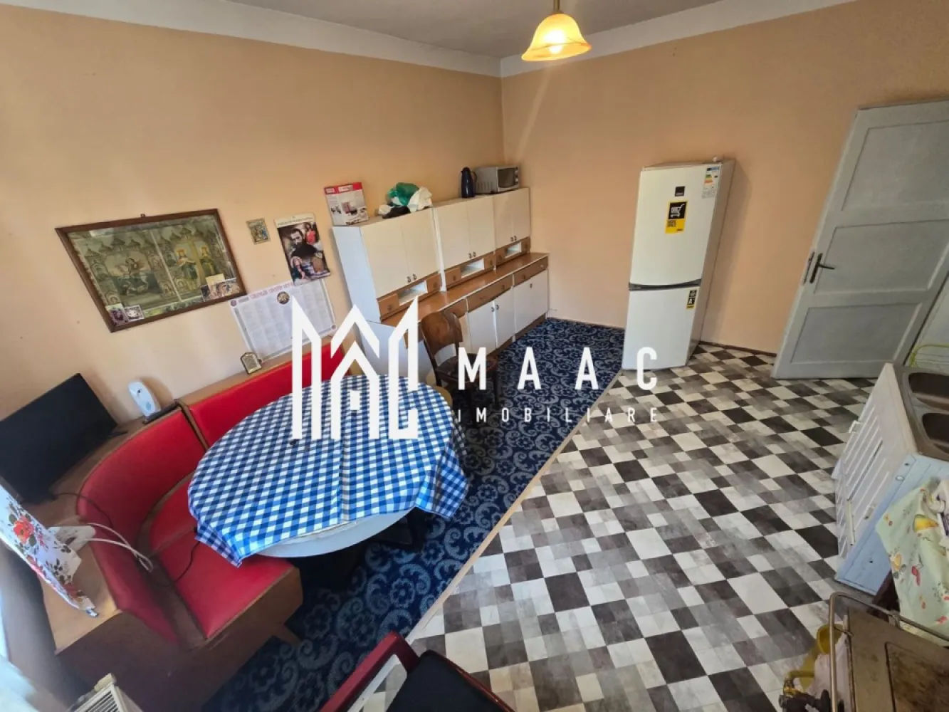 Casa 3 camere de inchiriat zona 3 Stejari