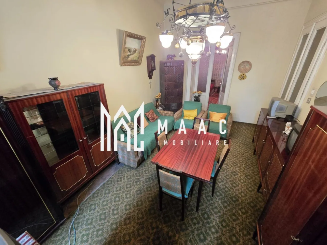 Apartament 2 camere garaj pivnita 31mp zona Andrei Saguna