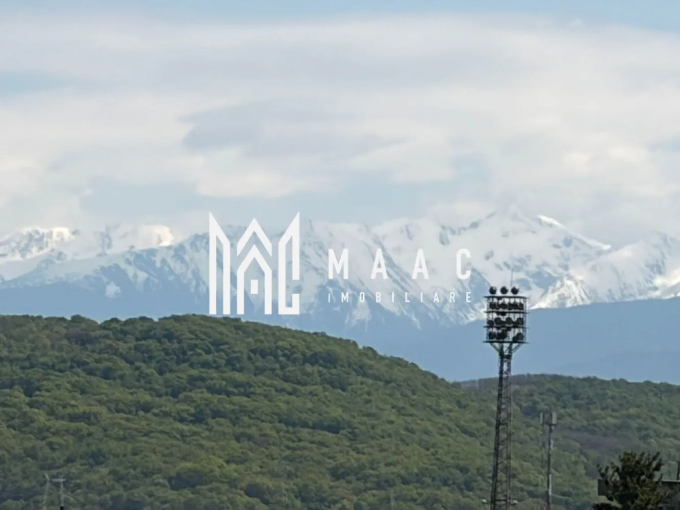 Penthouse 100 mp utili 70 mp terase | Zona Selimbar | - Penthouse exclusiv de vânzare – Șelimbăr | Vedere panoramică către munți

MAAC Imobiliare vă propune spre vânzare un penthouse deosebit, situat în zona Șelimbăr, ideal pentru cei care își doresc confort, spațiu și o priveliște spectaculoasă.

Proprietatea dispune de o suprafață utilă de 100 mp, la care se adaugă o terasă generoasă de 70 mp – perfectă pentru relaxare, socializare sau amenajarea unui spațiu exterior personalizat, cu vedere directă către munți.

Compartimentarea este modernă și eficientă:
- 3 camere spațioase 
- Living generos cu bucătărie open-space 
- Spații vitrate ample, ce oferă lumină naturală din plin 

Imobilul se predă la stadiul de gri, oferind viitorului proprietar libertatea de a-l amenaja după propriul gust. La cerere, există posibilitatea predării la cheie, cu finisaje de calitate.

Acest penthouse reprezintă alegerea ideală pentru cei care caută o locuință premium, într-o zonă liniștită, dar cu acces rapid către oraș.

Pentru mai multe detalii sau programarea unei vizionări, echipa MAAC Imobiliare vă stă la dispoziție.Va rugam sa specificati CP3073459