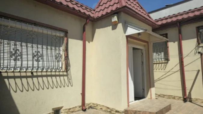 De vanzare casă individuală 3 camere Str. Vultur, 109.000 euro