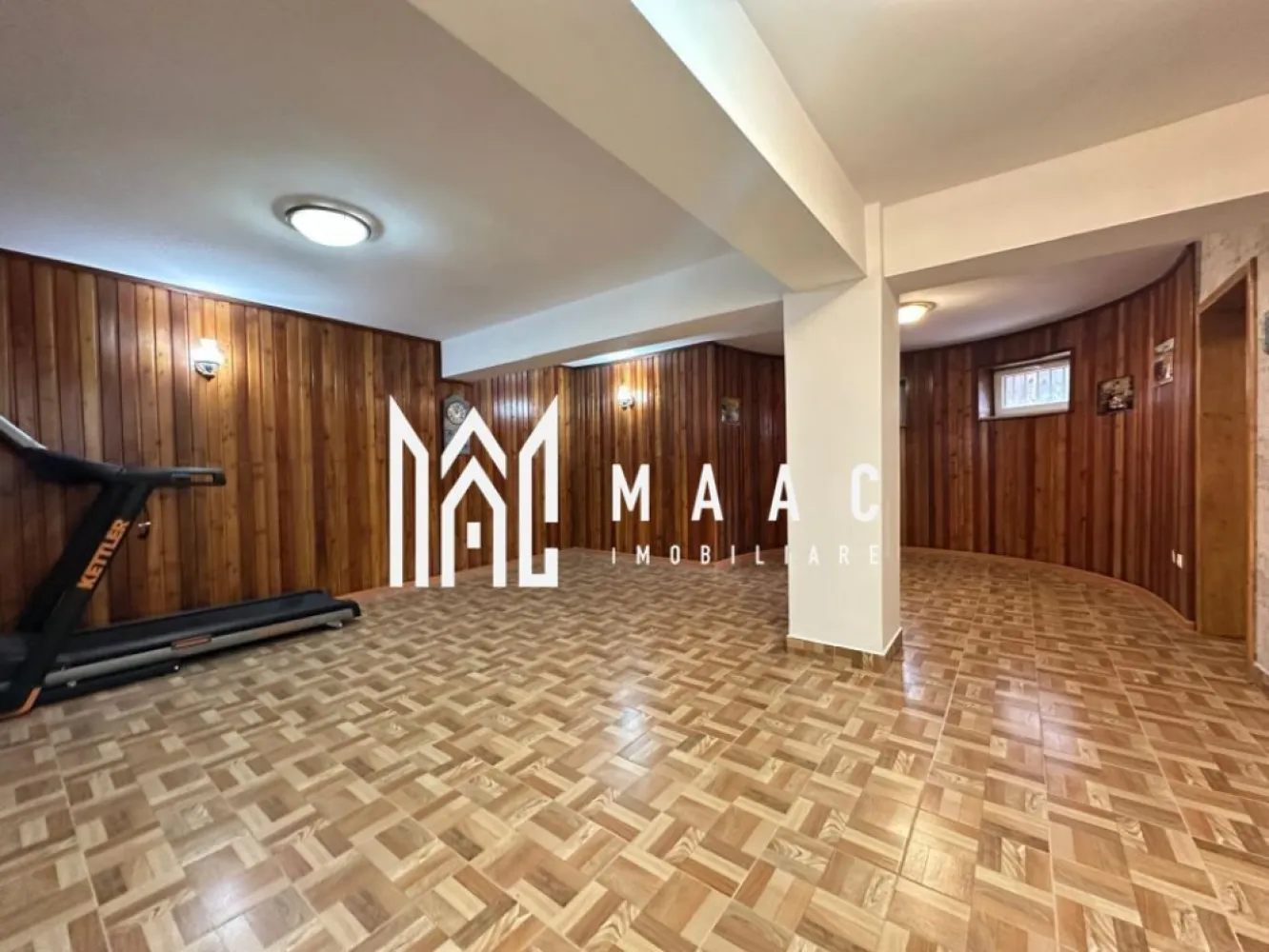 Casa superba cu iesire la parcul Sub Arini 608 mp teren