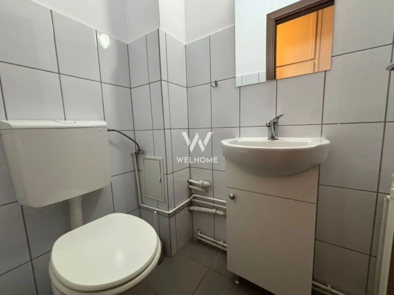 Apartament DECOMANDAT 3 camere cu PIVNIȚĂ - zona Terezian, Sibiu