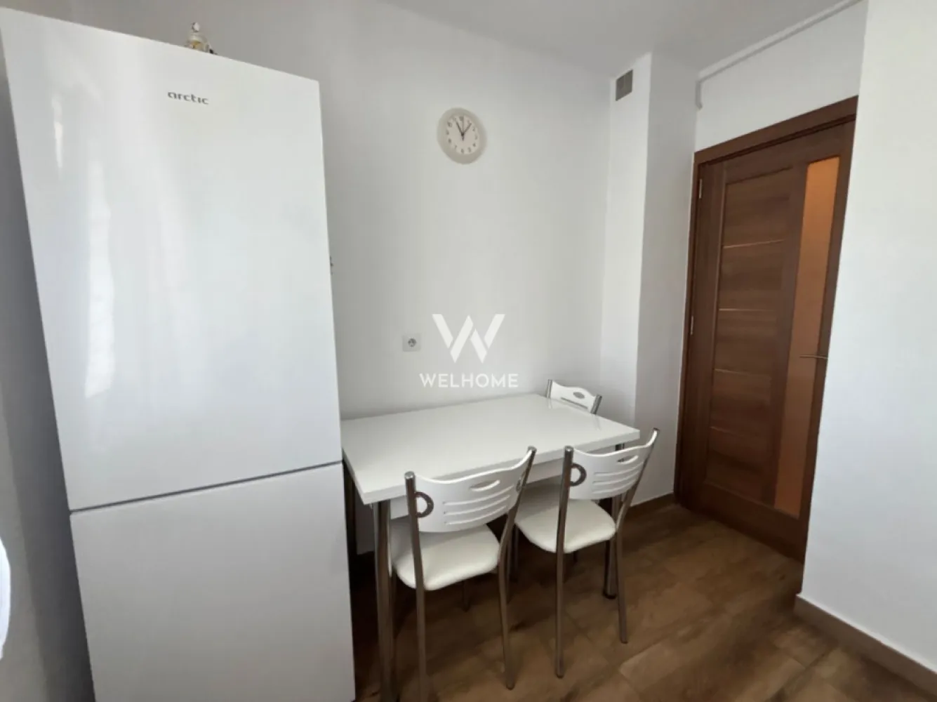 Apartament DECOMANDAT 3 camere cu PIVNIȚĂ - zona Terezian, Sibiu