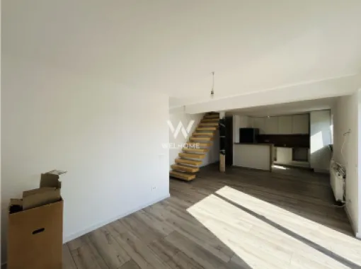 Apartament nou la vila, finisat la cheie, 4 camere, 2 bai, balcon -