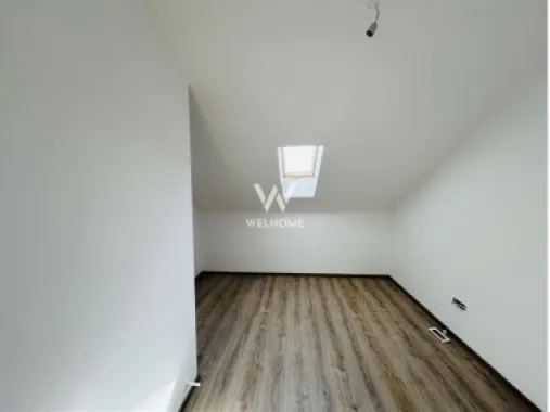 Apartament nou la vila, finisat la cheie, 4 camere, 2 bai, balcon -