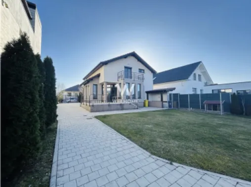 Casa individuala cu pivnita in Sura Mica, zona Salii de sport - Sibiu