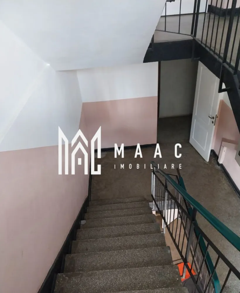 Apartament 2 camere | Zona Compa | Decomandat - Vă prezentăm un apartament renovat recent, în zona Compa, situat la etajul 2 din 4. Caracteristici principale: Suprafață optimă pentru confort și funcționalitate 2 camere decomandate Bucătărie separată Baie Finisat recent – pregătit pentru mutare imediată Avantaje: Confort 1 – spațiu optimizat, compartimentare practică Etaj 2 – acces facil și confort termic optim Locație accesibilă bine conectată, aproape de magazine, transport public și facilități. 📞 Pentru mai multe informatii, specificati ca ati vazut anuntul cu ID: CP2329283 ! }}