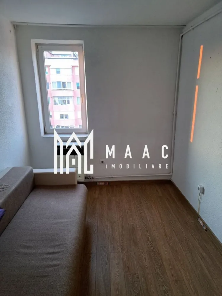 Garsoniera | 12 MPU | Hipodrom 1 - MAAC Imobiliare vă propune spre vânzare garsonieră compactă, situată în zona Vasile Milea din Sibiu, ideală pentru investiție sau locuință de una singură! 🔑 Detalii garsonieră: Suprafață de aproximativ 12 mp Etaj 8 din 8 Izolată pe exterior Geamuri termopan Încălzire prin convector pe gaz Parchet laminat Canapea extensibilă inclusă Pentru mai multe detalii și pentru programarea unei vizionări, vă rugăm să specificați ID-ul anunțului: CP2327952 }}