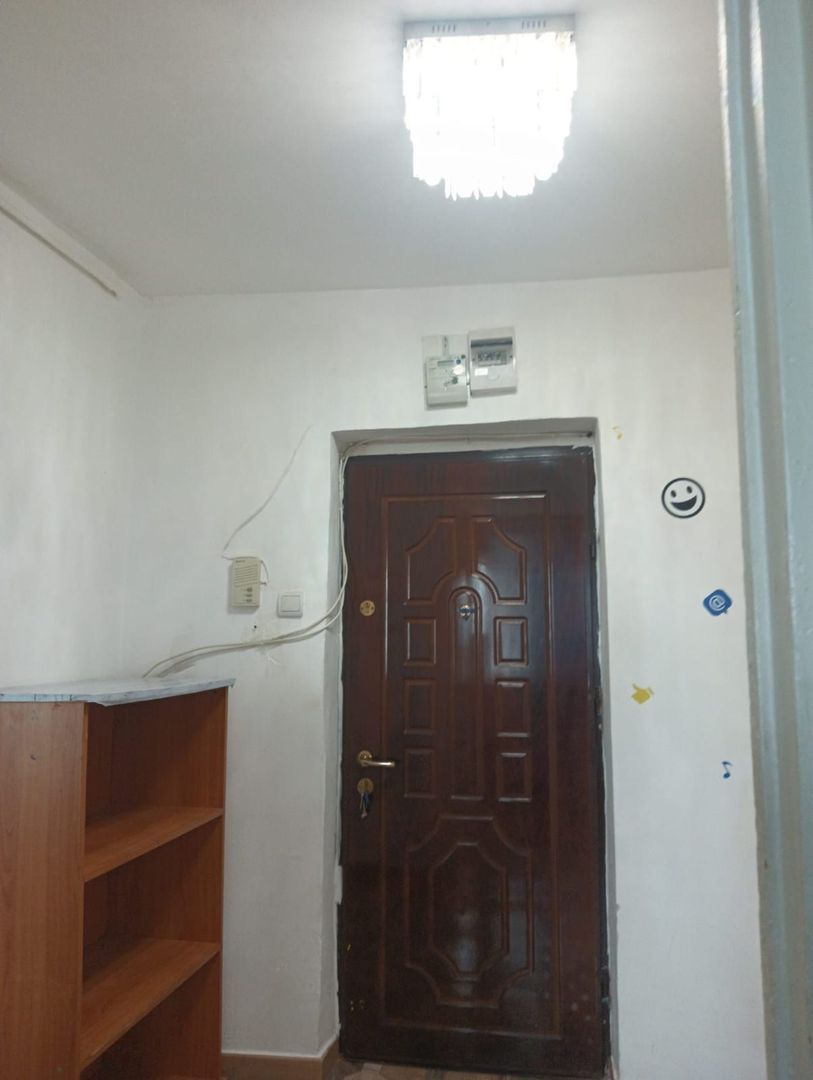 Apartament cu 2 camere de închiriat (Titan)