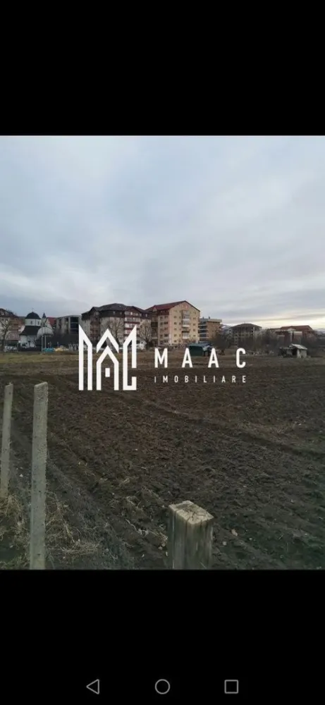 Teren 4500m2 I Intravilan I PUG I Strand - MAAC Imobiliare vă propune spre vânzare un teren situat în Câmpșor, cartierul Ștrand. Terenul se află vis-a-vis de blocurile ANL din cartierul Ștrand II. Caracteristici: - Intravilan - Suprafață: 4500 mp - Certificat de Urbanism: P+3+M - Înscris în Eterra. Echipa MAAC Imobiliare vă stă la dispoziție pentru a vă oferi suportul necesar în realizarea acestei achiziții. Acest teren reprezintă o oportunitate excelentă de investiție, cu potențial de dezvoltare într-o zonă bine cotată. Pentru mai multe detalii sau pentru a programa o vizionare, nu ezitați să ne contactați, precizând ID CP2327304 }}