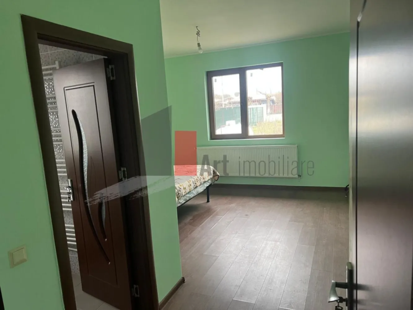 CASA CU TEREN DE 5000MP - JUDET GIURGIU 30KM DE BUCURESTI