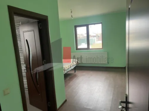 CASA CU TEREN DE 5000MP - JUDET GIURGIU 30KM DE BUCURESTI