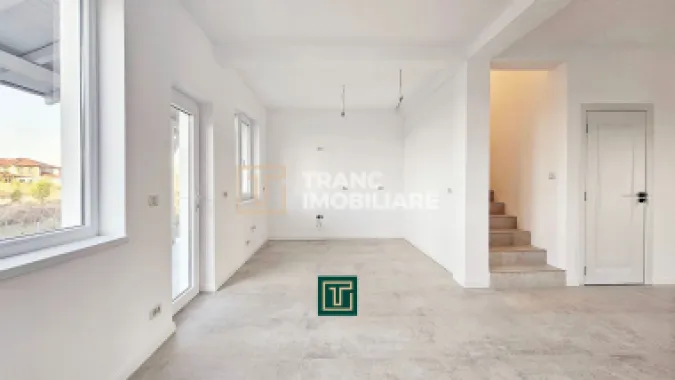 Jumătate de duplex nou cu 4 camere in Vladimirescu