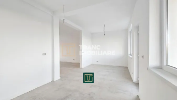 Jumătate de duplex nou cu 4 camere in Vladimirescu