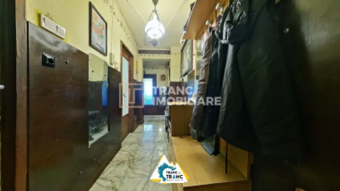 Apartament generos cu 4 camere în Podgoria, Arad