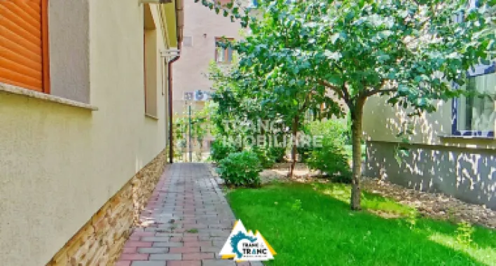 Spațiu de birou cu 4 camere, în zona centrală din Arad – ideal pentru afacerea t
